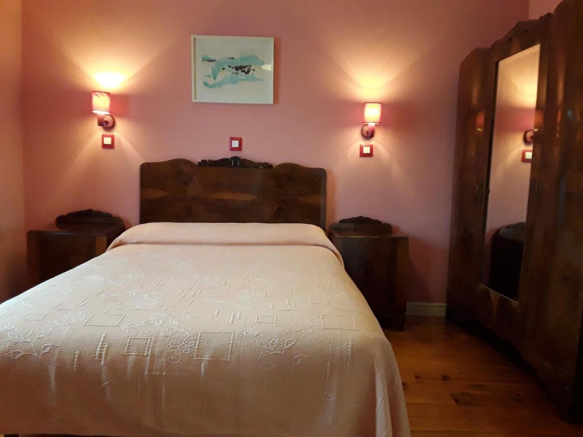 Casa Entrenidos Guest House Mudá Екстериор снимка
