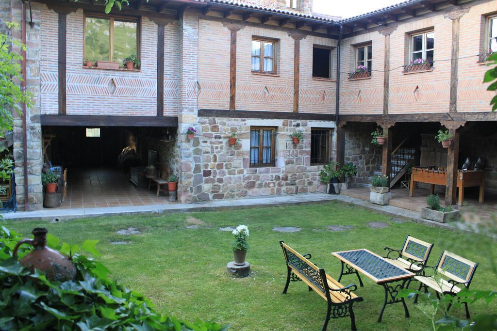 Casa Entrenidos Guest House Mudá Екстериор снимка